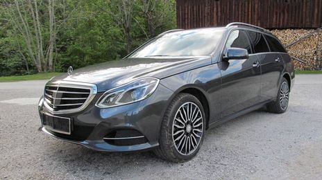 Mercedes-Benz E-Class • 2014 • 136,300 km