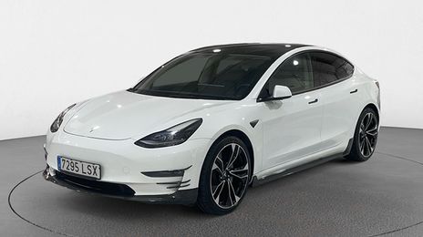 Tesla Model 3 • 2021 • 44,978 km
