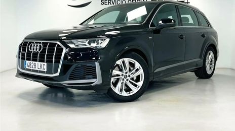 Audi Q7 • 2020 • 59,800 km