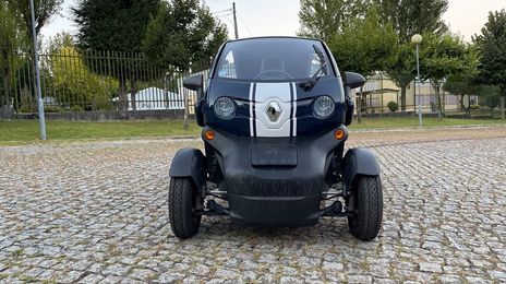 Renault Wind • 2015 • 60,000 km