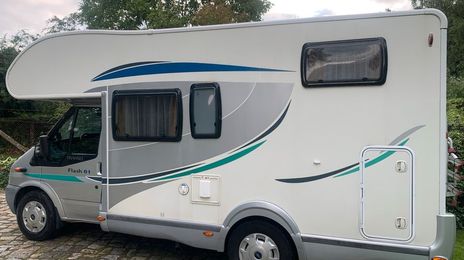 Ford Transit Passenger Van • 2010 • 151,000 km