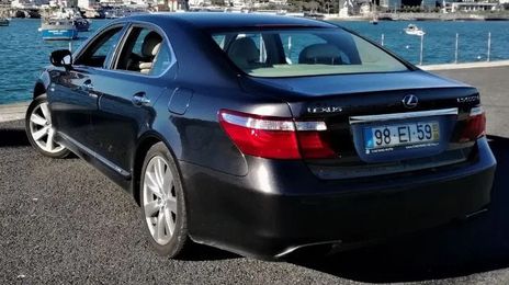 Lexus LS • 2007 • 131,000 km