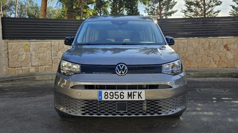 Volkswagen Caddy • 2023 • 10,220 km