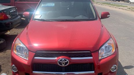 Toyota RAV4 • 2010 • 32 km