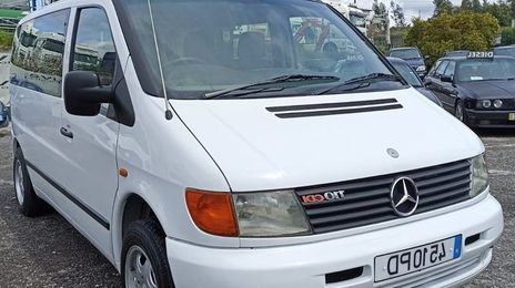 Mercedes-Benz 210 Van • 2000 • 160,000 km