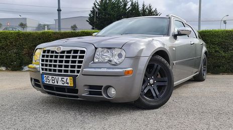 Chrysler 300 C • 2009 • 120,000 km