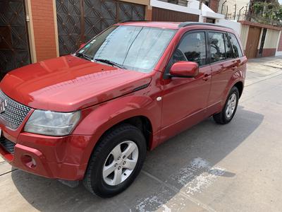 Suzuki Grand Vitara • 2011 • 90,000 km