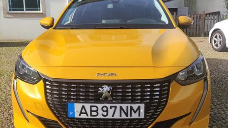 Peugeot 408 • 2020 • 12,000 km