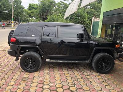 Toyota FJ Cruiser • 2018 • 60,000 km