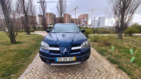 Mitsubishi Outlander • 2008 • 75,000 km