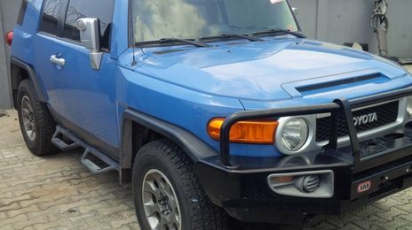 Toyota FJ Cruiser • 2012 • 21 km