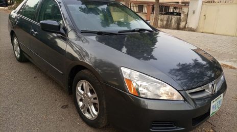 Honda Accord • 2006 • 111,111 km