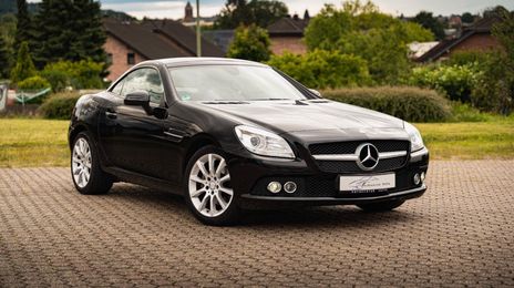 Mercedes-Benz SLK • 2011 • 58,000 km