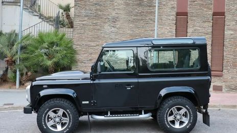 Land Rover Defender • 2008 • 118,000 km