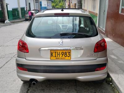 Peugeot 207 • 2011 • 89,000 km