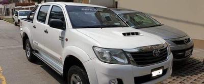 Toyota Hilux • 2014 • 65,000 km
