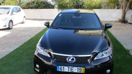 Lexus CT • 2014 • 240,000 km