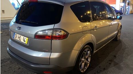 Ford S-Max • 2009 • 270,060 km