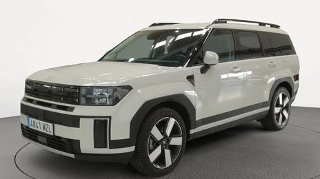 Hyundai Santa Fe • 2025 • 8,417 km