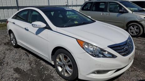 Hyundai Sonata • 2013 • 10,000 mi
