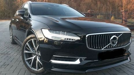 Volvo V90 • 2019 • 74,000 km