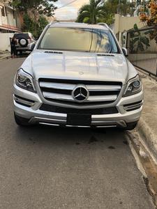 Mercedes-Benz GL • 2013 • 10,000 km