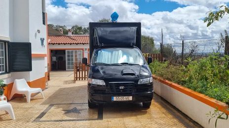 Hyundai H1 Van • 2003 • 90,000 km