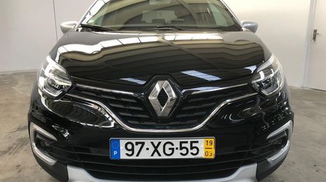 Renault Captur • 2019 • 280,000 km