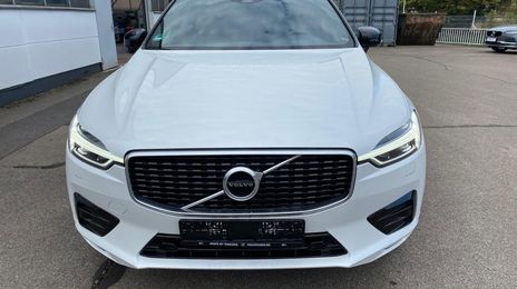 Volvo XC60 • 2018 • 85,000 km