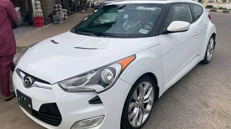 Hyundai Veloster • 2018 • 50,000 km