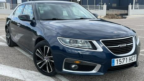 Saab 9-5 • 2011 • 64,000 km