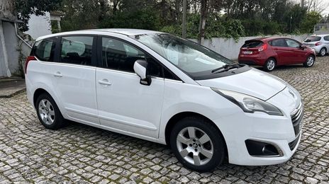Peugeot 5008 • 2015 • 167,619 km