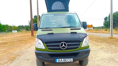 Mercedes-Benz Sprinter • 2012 • 90,000 km