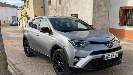 Toyota RAV4 • 2018 • 190,000 km