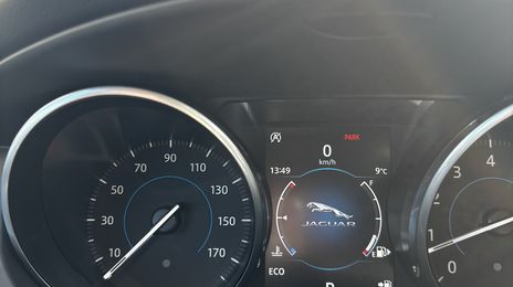 Jaguar F-Pace • 2018 • 66,000 km