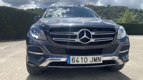 Mercedes-Benz GLE • 2016 • 140,000 km