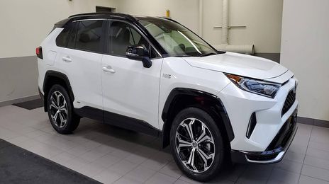 Toyota RAV4 Hybrid • 2019 • 8,000 km