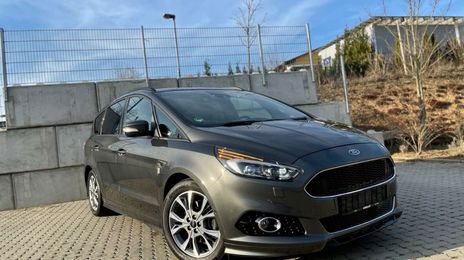 Ford S-Max • 2019 • 46,499 km