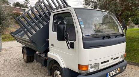 Nissan Cabstar E - T • 2003 • 140,000 km