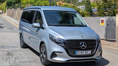 Mercedes-Benz 210 Van • 2024 • 8,400 km