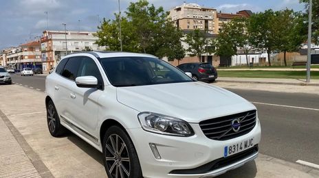 Volvo XC60 • 2015 • 135,000 km