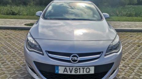 Opel Astra • 2014 • 98,000 km