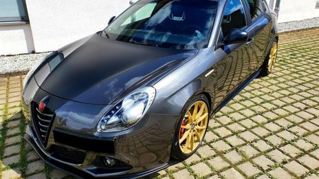 Alfa Romeo Giulietta • 2015 • 99,400 km