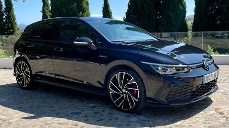 Volkswagen Golf • 2021 • 38,500 km