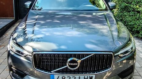 Volvo XC60 • 2020 • 48,000 km
