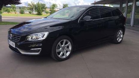Volvo V60 • 2015 • 199,000 km