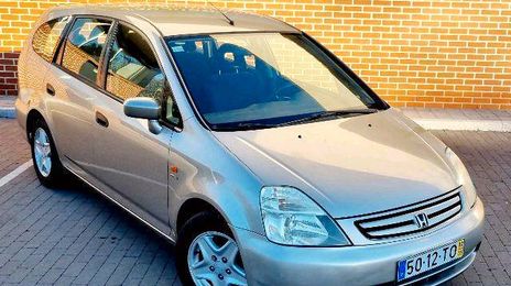 Honda S2000 • 2002 • 249,999 km