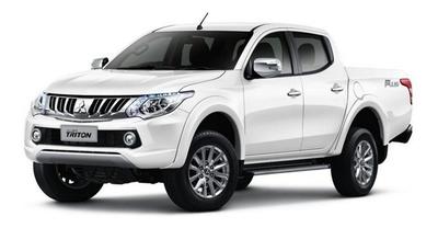 Mitsubishi L200 • 2017 • 128,000 km