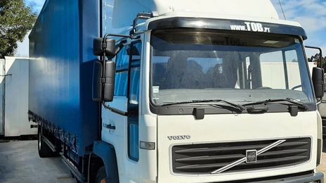 Volvo 240 • 2005 • 500,000 km