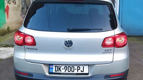 Volkswagen Tiguan • 2011 • 119,000 mi